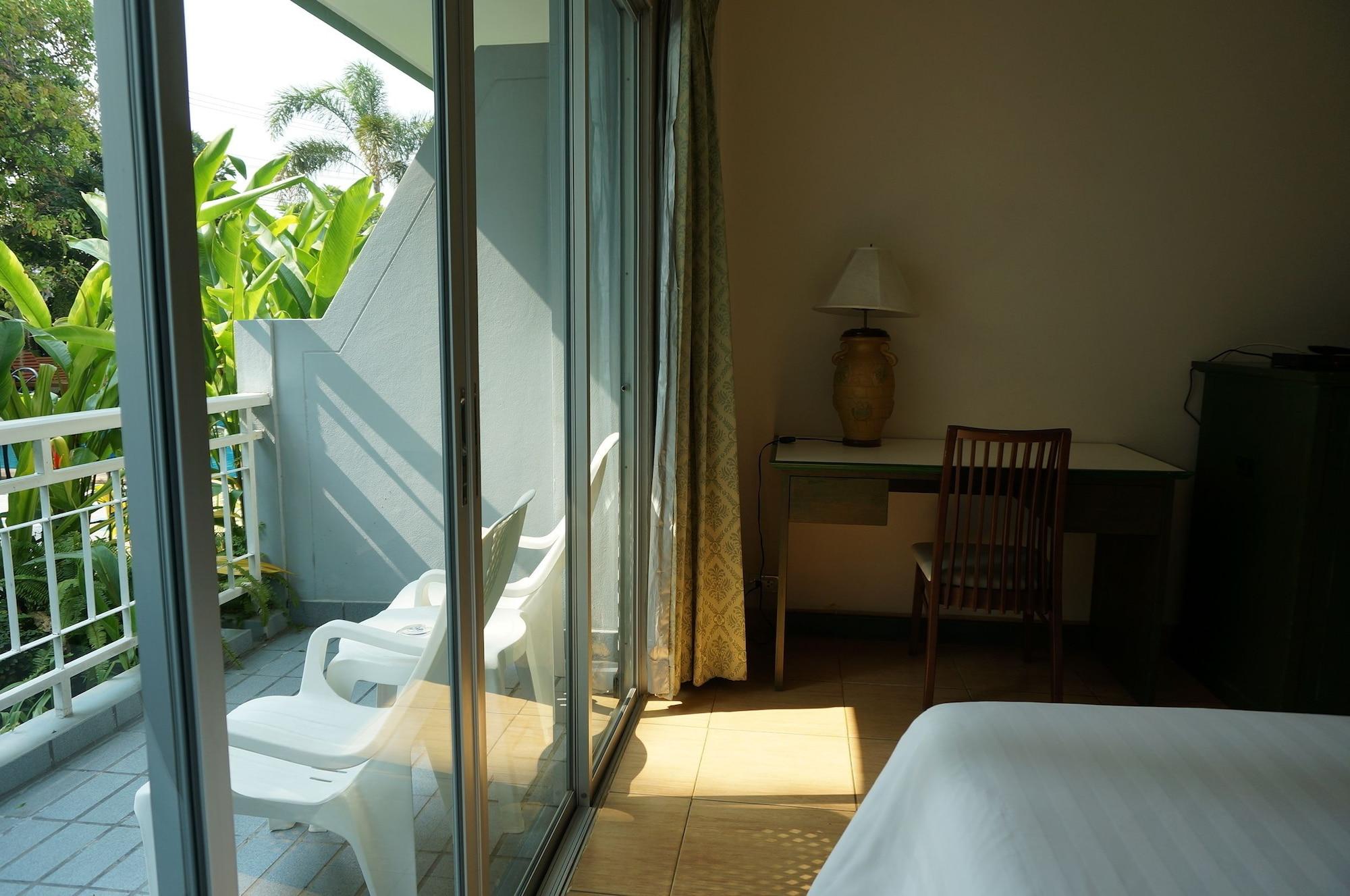 Baan Suksiri Hotel Hua Hin Exterior photo