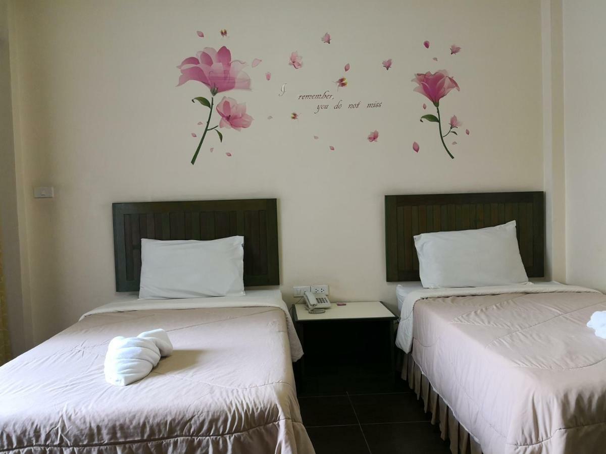 Baan Suksiri Hotel Hua Hin Exterior photo