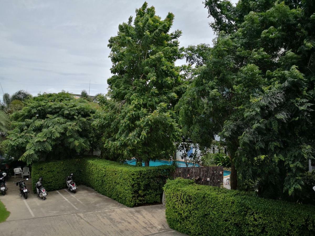 Baan Suksiri Hotel Hua Hin Exterior photo